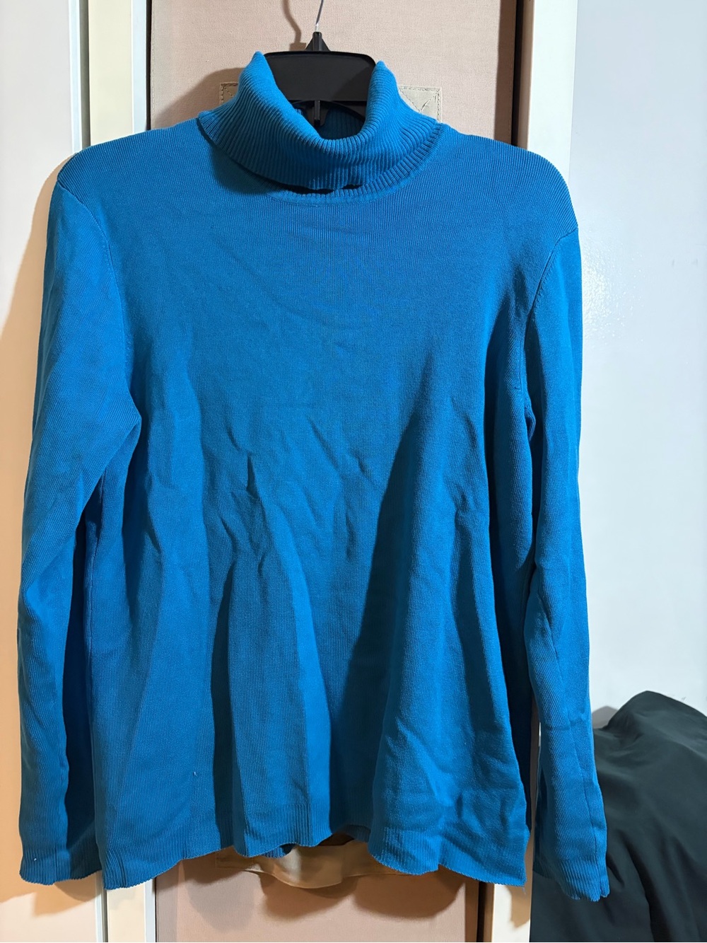 Chico’s Classic Silk blend Turtleneck Sweater - Blue